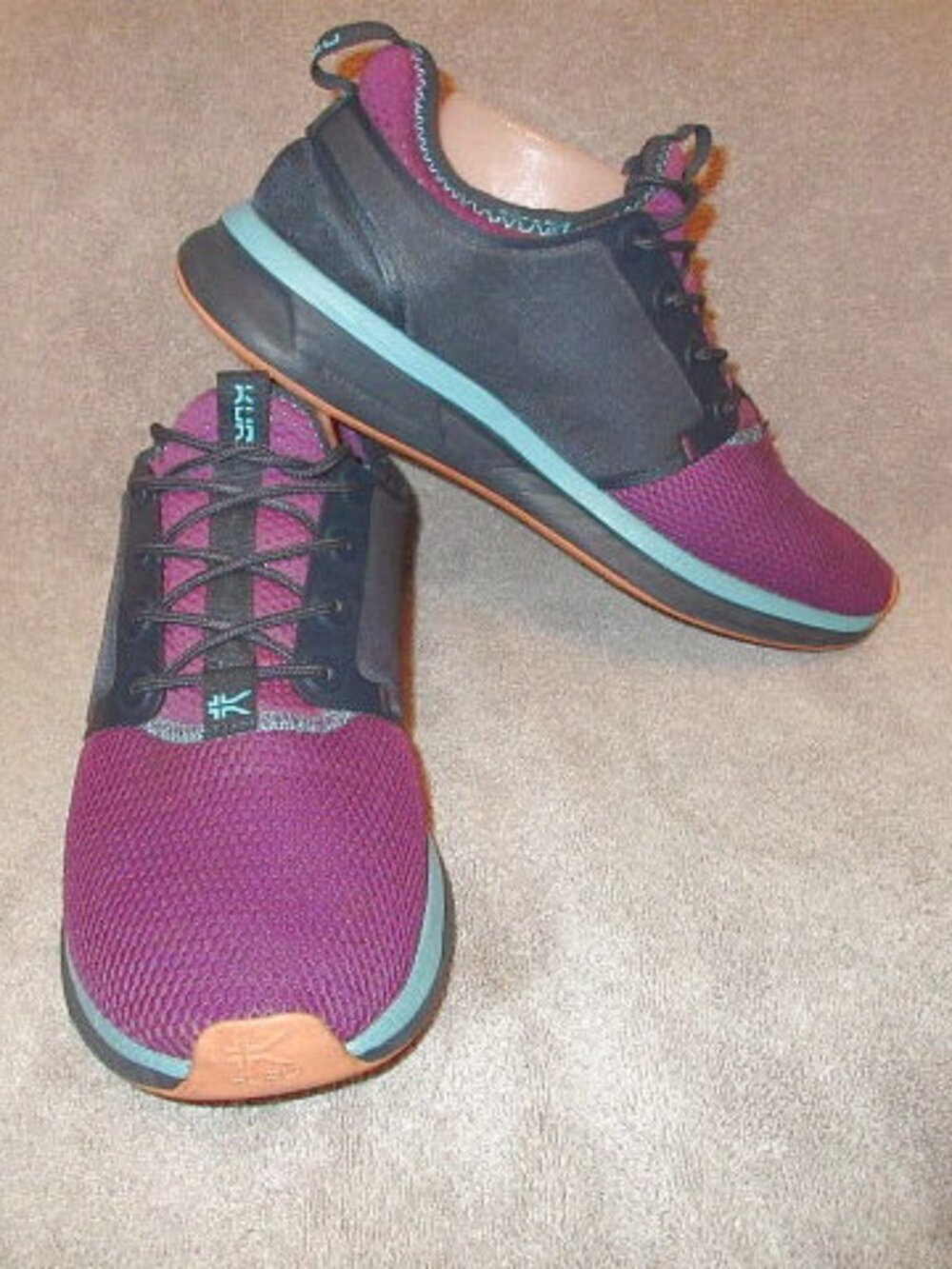 Kuru Atom Sneakers Womens Size 10 Comfort Cushioned Walking Shoe Arch Purple EUC
